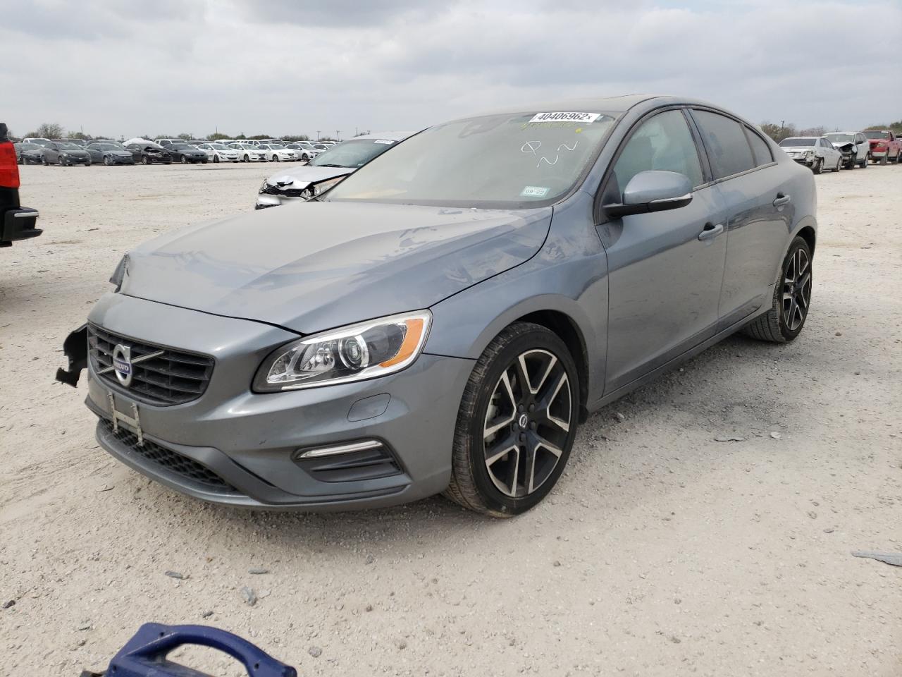 Photo 2 from auction – 2017 VOLVO S60 with VIN YV126MFL2H2422278