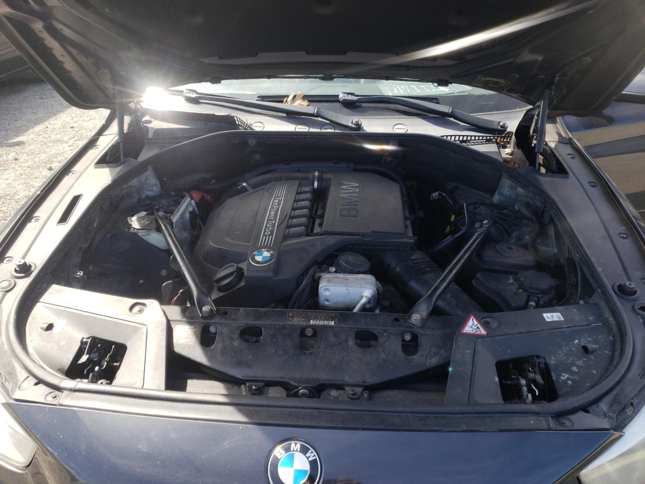 Photo 7 from auction – 2012 BMW 535 XIGT with VIN WBASP2C54CC338475