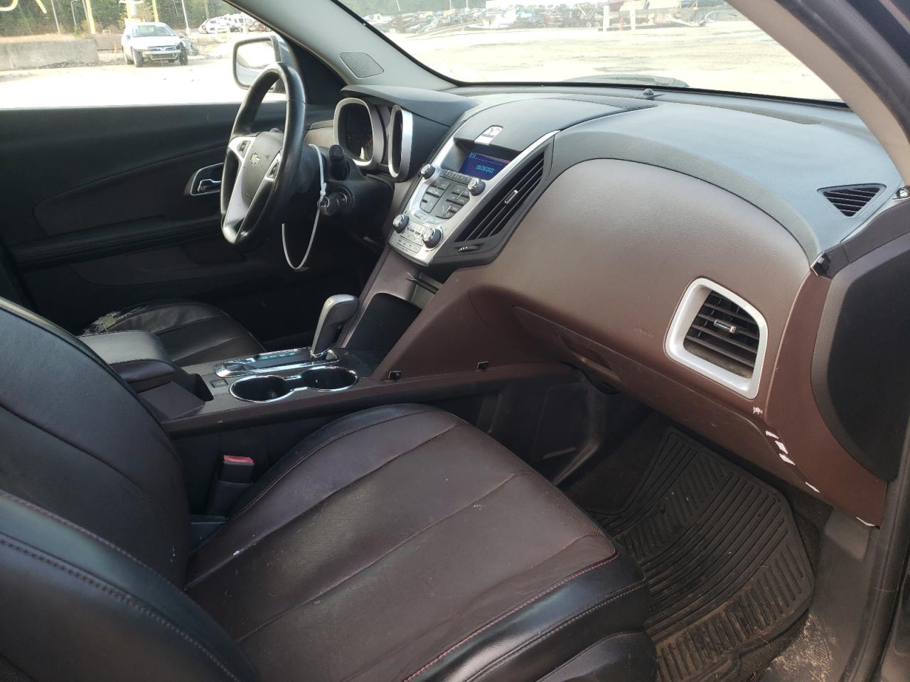 Photo 5 from auction – 2011 CHEVROLET EQUINOX LT with VIN 2CNFLFE50B6424177