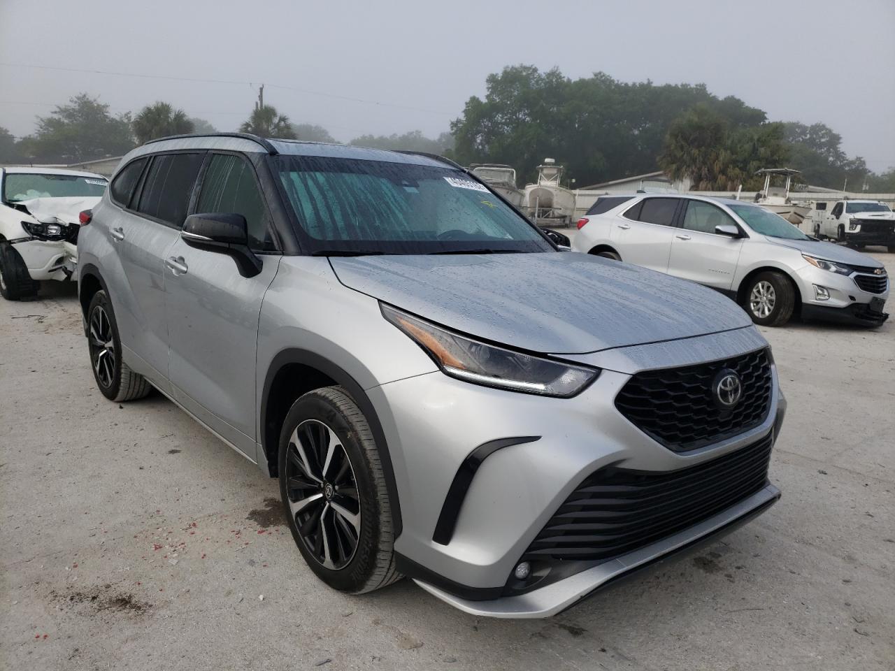 Photo 1 from auction – 2021 TOYOTA HIGHLANDER with VIN 5TDLZRBH5MS084328