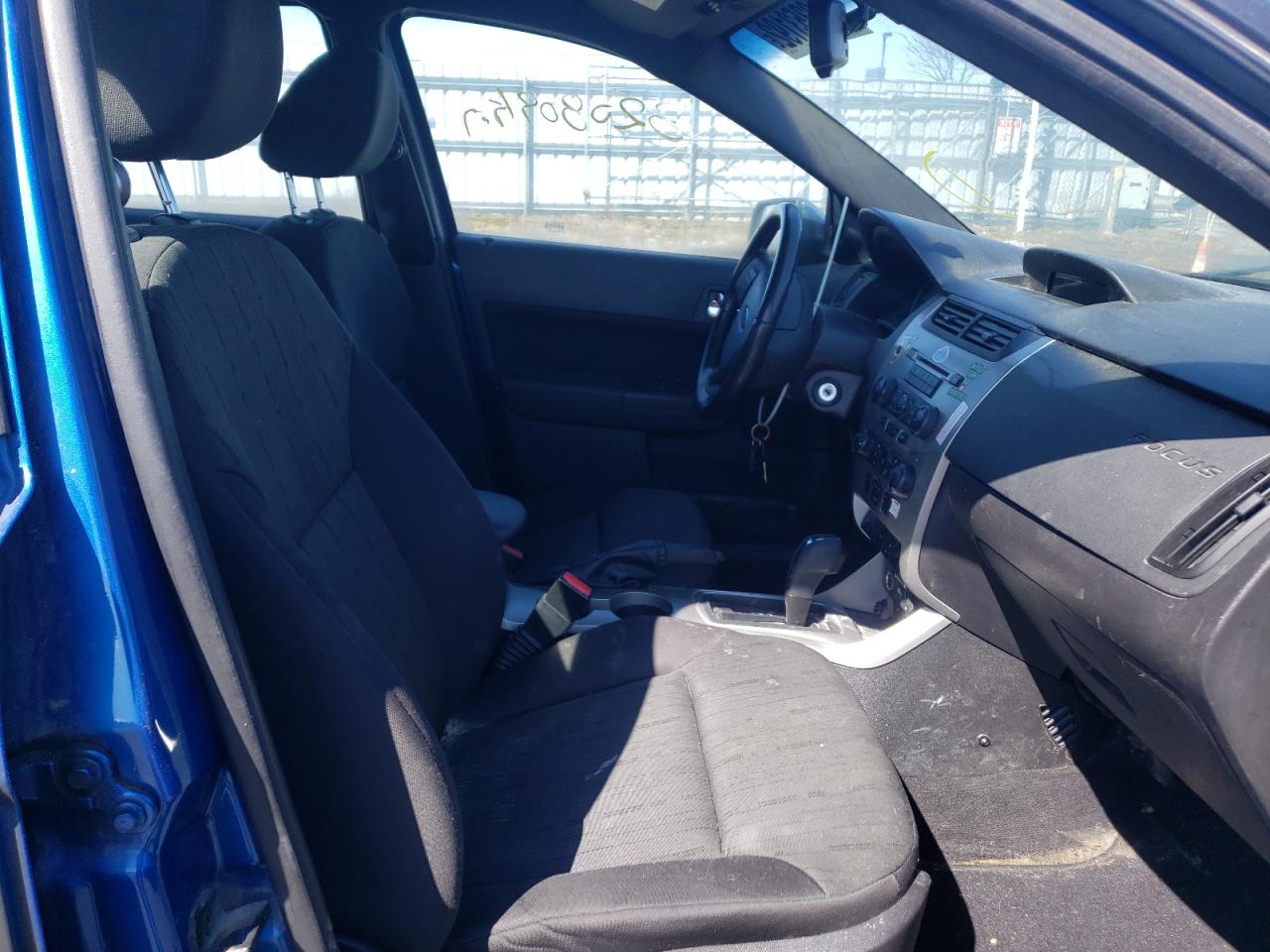 Photo 5 from auction – 2011 FORD FOCUS SE with VIN 1FAHP3FN0BW139067