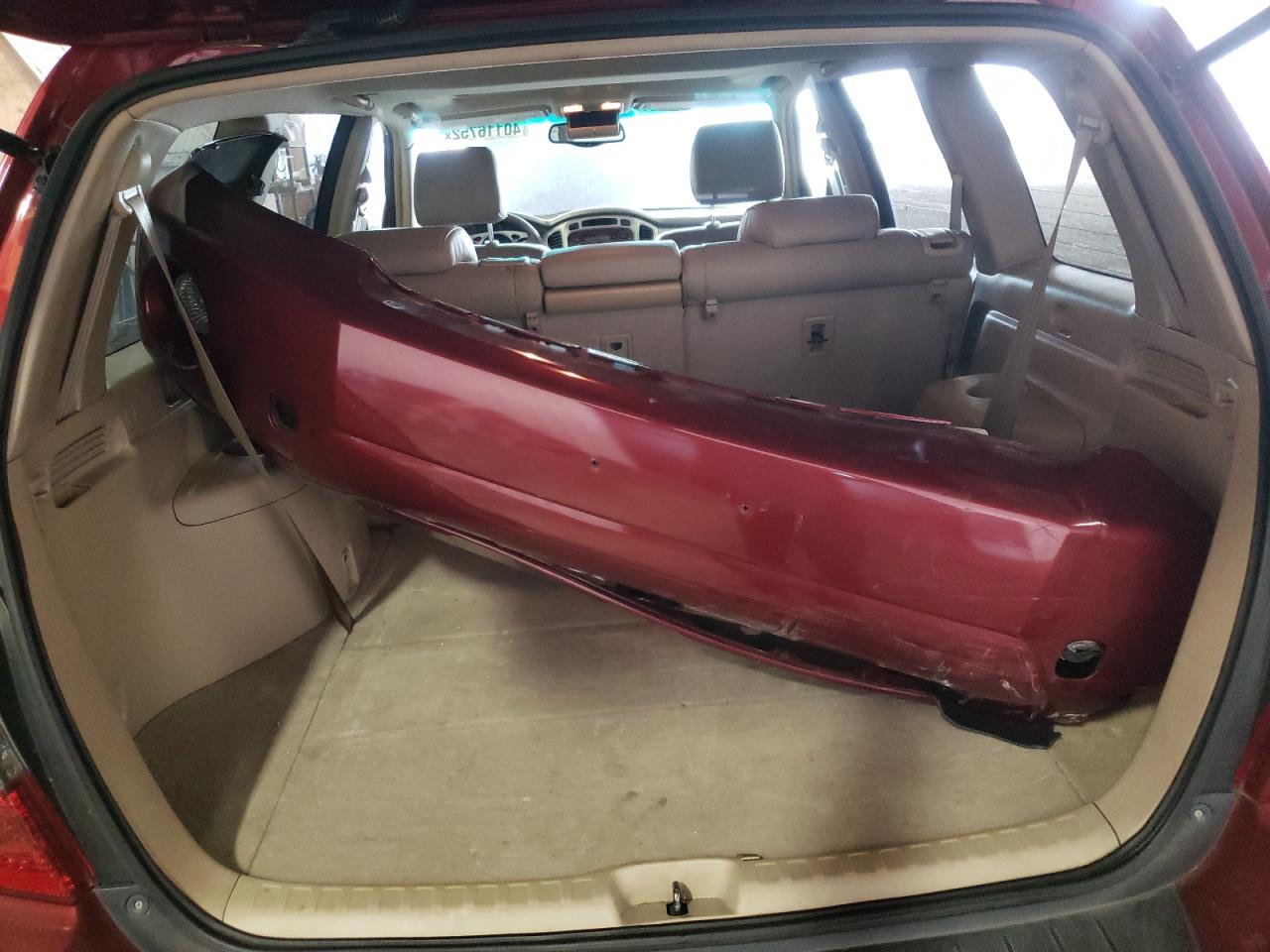 Photo 9 from auction – 2005 TOYOTA HIGHLANDER with VIN JTEEP21A950068515