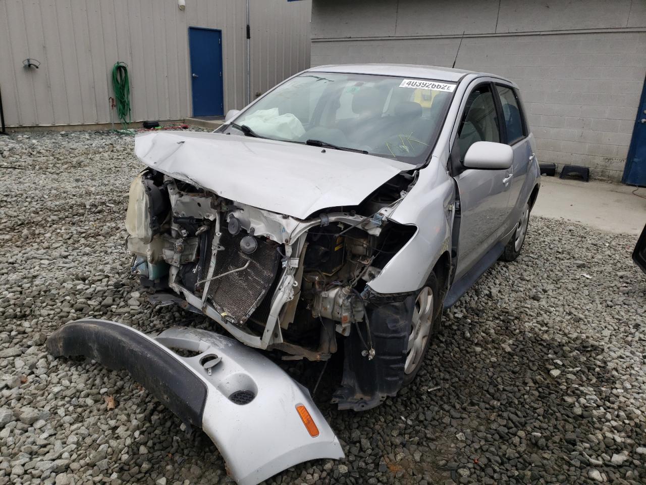 Photo 2 from auction – 2005 TOYOTA SCION XA with VIN JTKKT624250103858