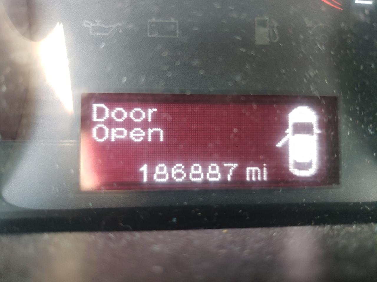 Photo 8 from auction – 2015 DODGE DART SXT with VIN 1C3CDFBB9FD266853