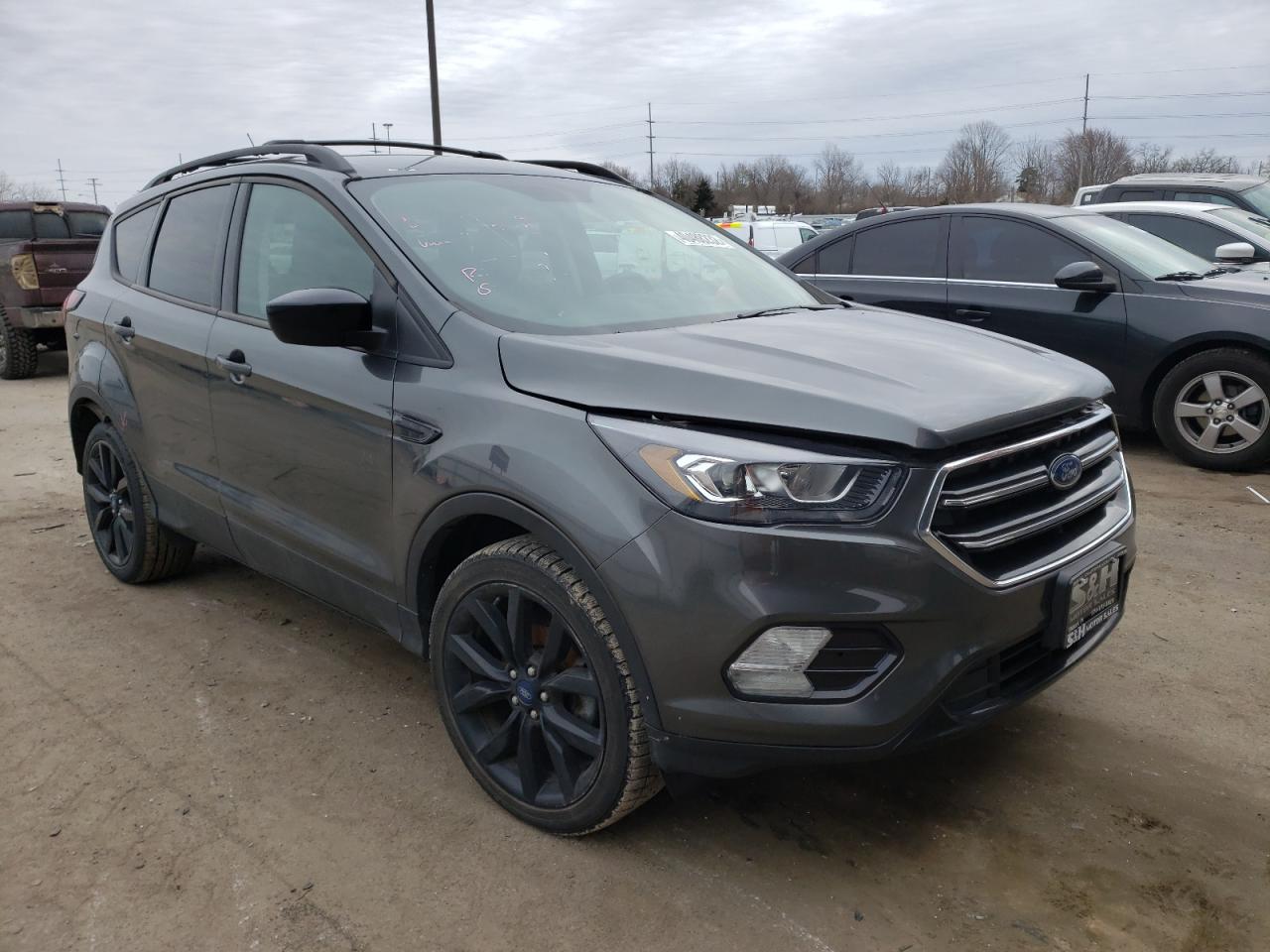 FORD ESCAPE SE 2019 with VIN 1FMCU0GD5KUB39865 - Photo from auction