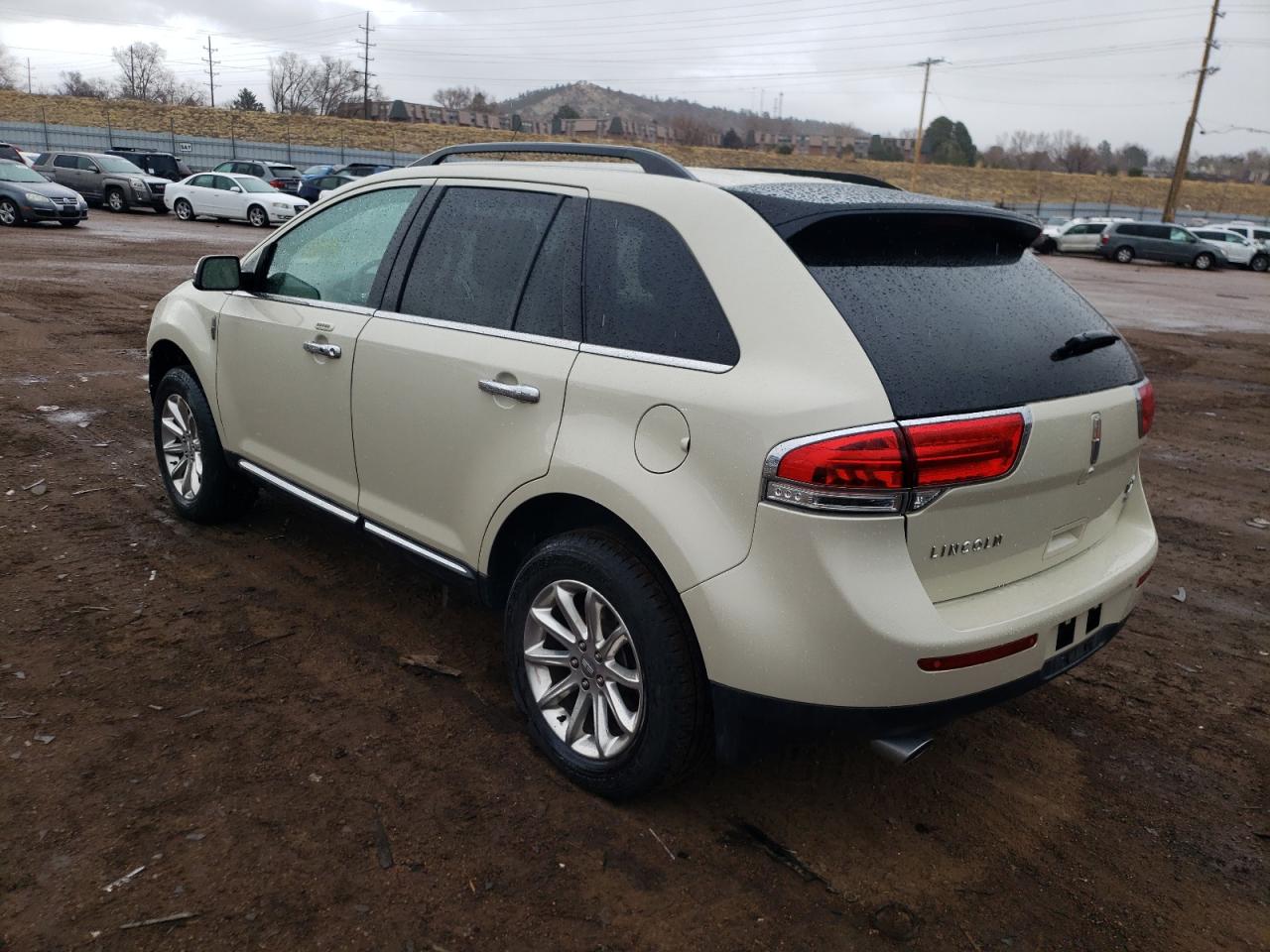 Photo 3 from auction – 2015 LINCOLN MKX with VIN 2LMDJ8JK1FBL31822