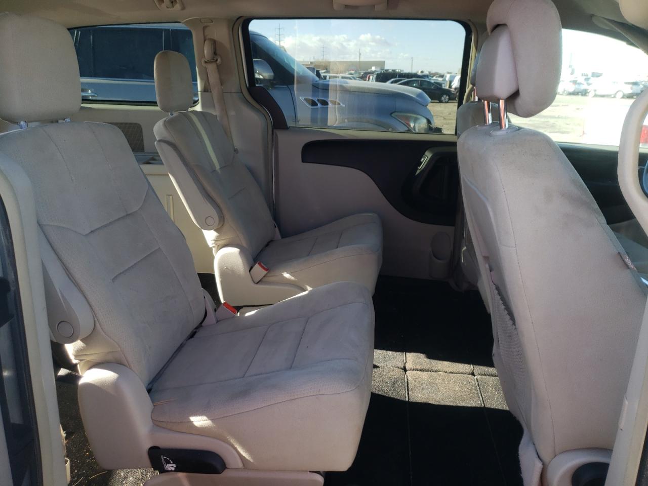 Photo 6 from auction – 2011 DODGE GRAND CARA with VIN 2D4RN5DG0BR755139