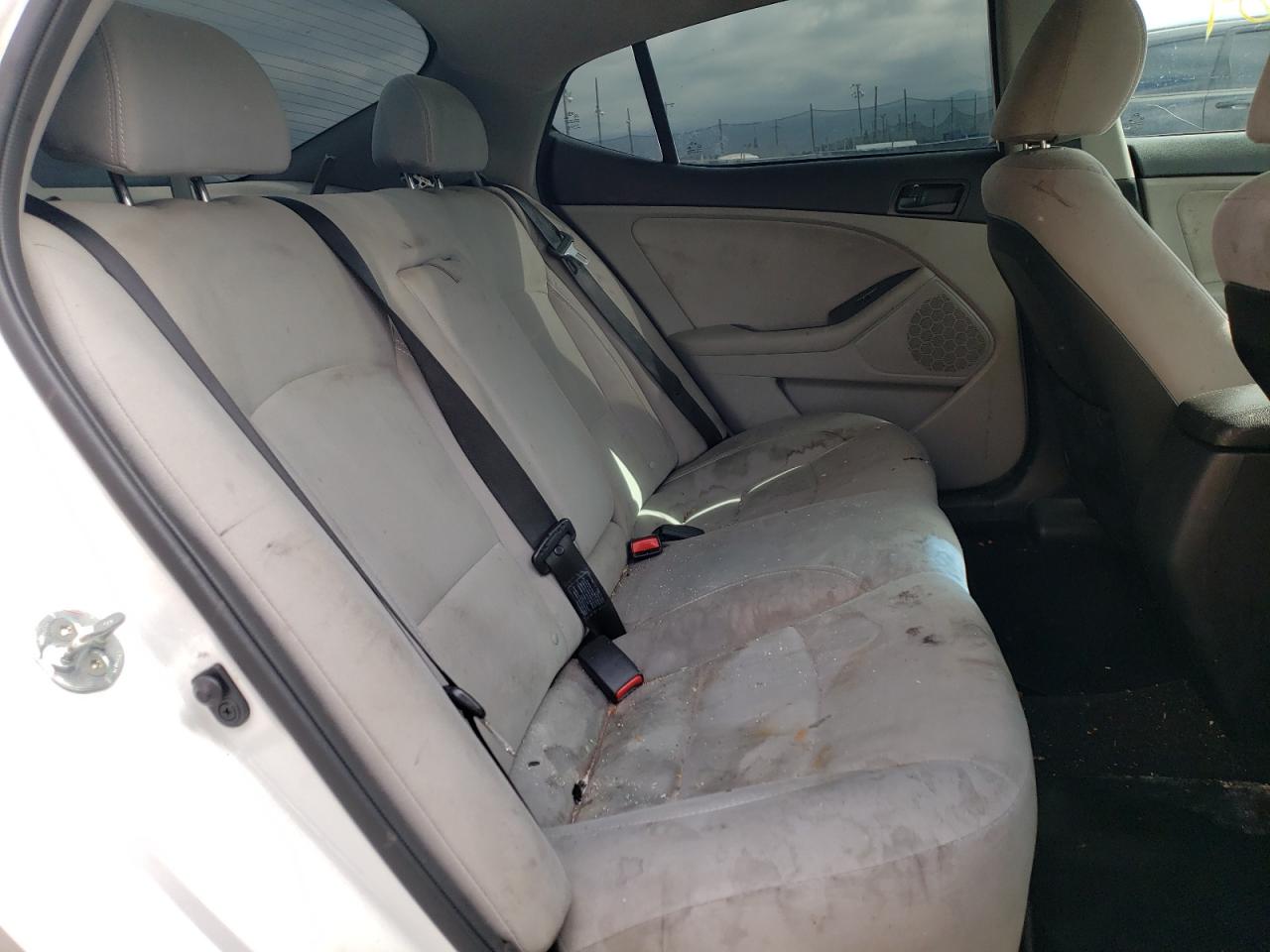Photo 6 from auction – 2015 KIA OPTIMA LX with VIN 5XXGM4A77FG366101