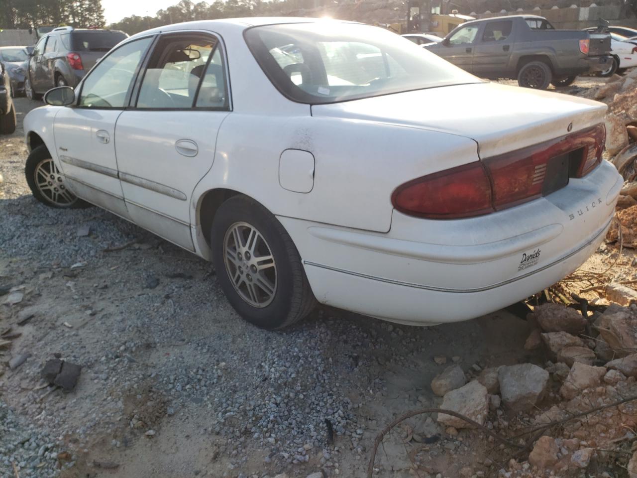 Photo 3 from auction – 2000 BUICK REGAL LS with VIN 2G4WB55K1Y1126875