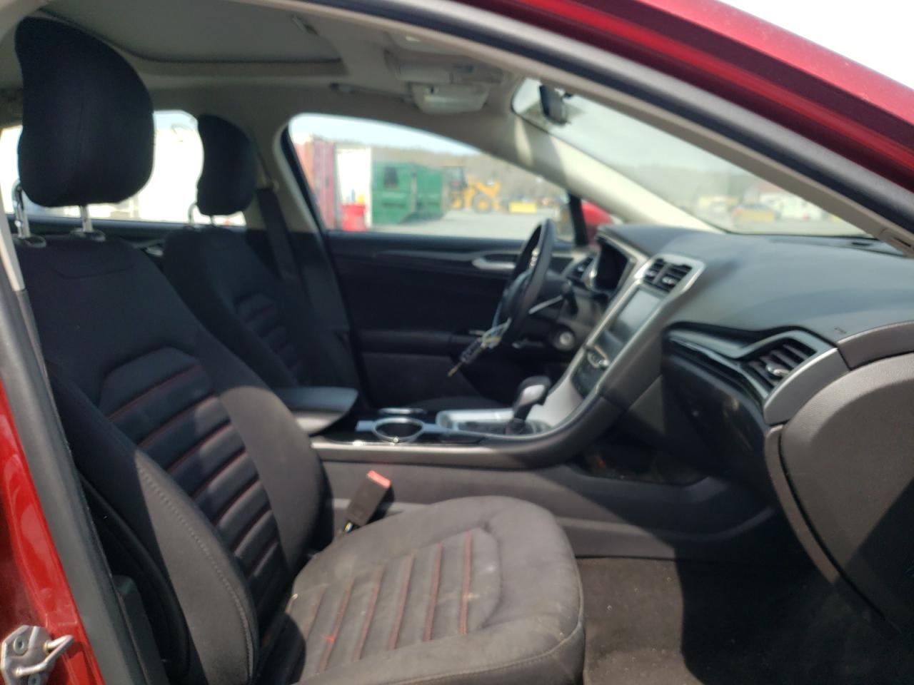 Photo 5 from auction – 2013 FORD FUSION SE with VIN 3FA6P0H76DR284804