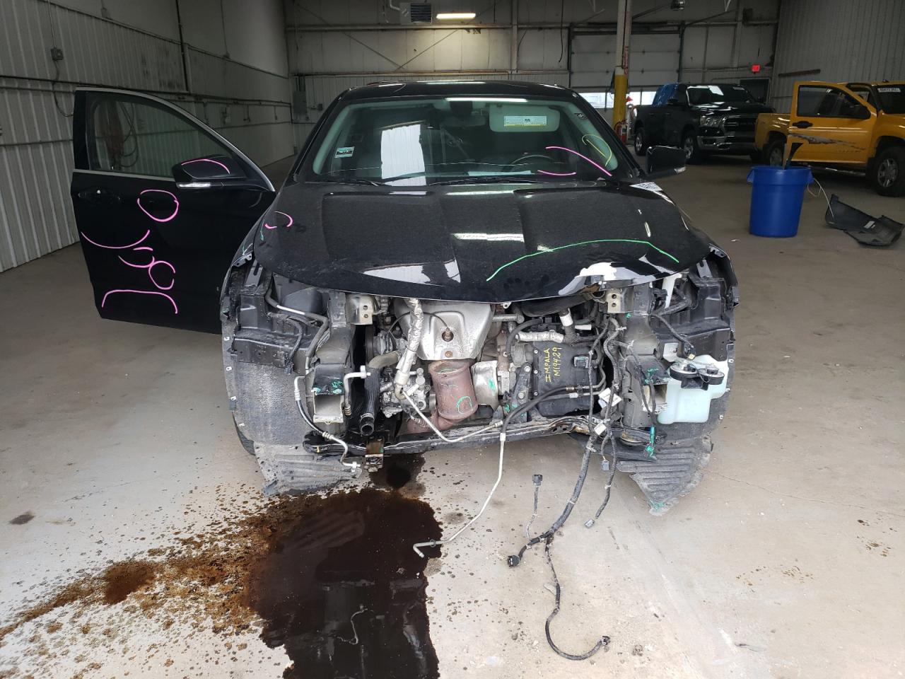 Photo 9 from auction – 2017 CHEVROLET IMPALA LT with VIN 2G1105SA7H9138507