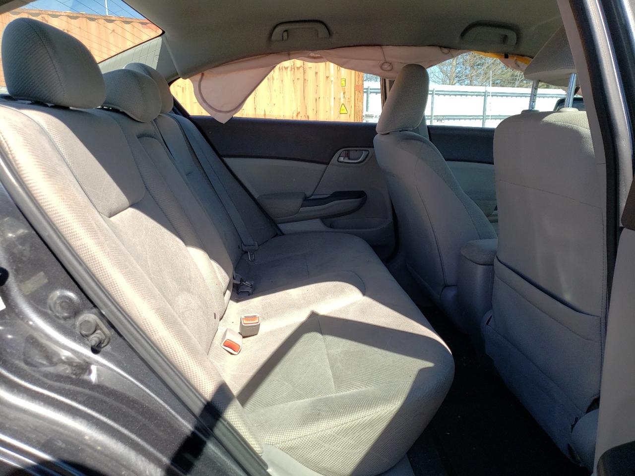 Photo 6 from auction – 2012 HONDA CIVIC LX with VIN 2HGFB2F47CH023819