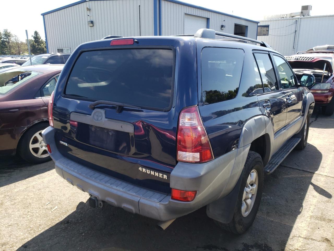Photo 4 from auction – 2003 TOYOTA 4RUNNER SR with VIN JTEZU14R938003023