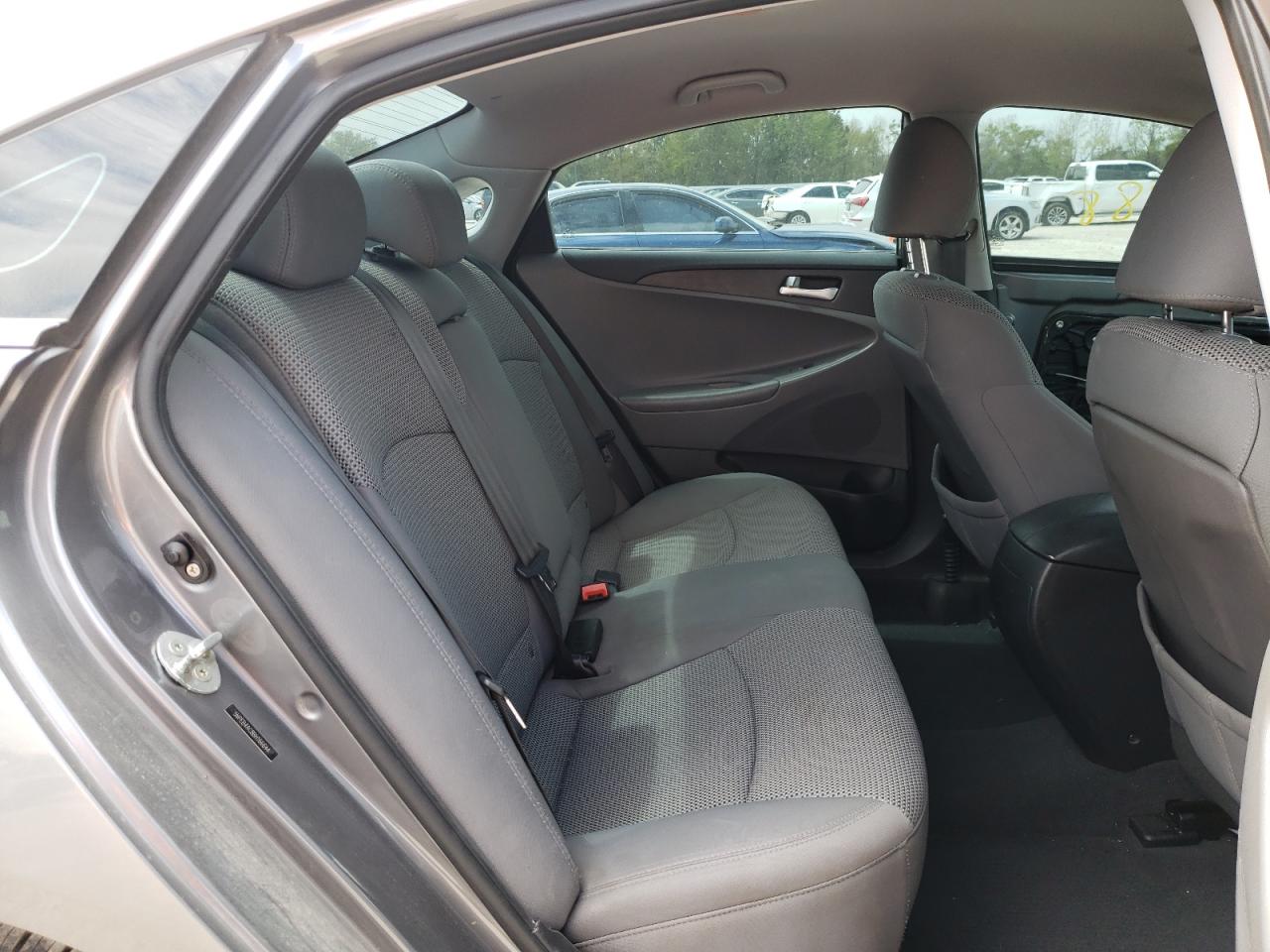 Photo 6 from auction – 2011 HYUNDAI SONATA GLS with VIN 5NPEB4AC8BH166644