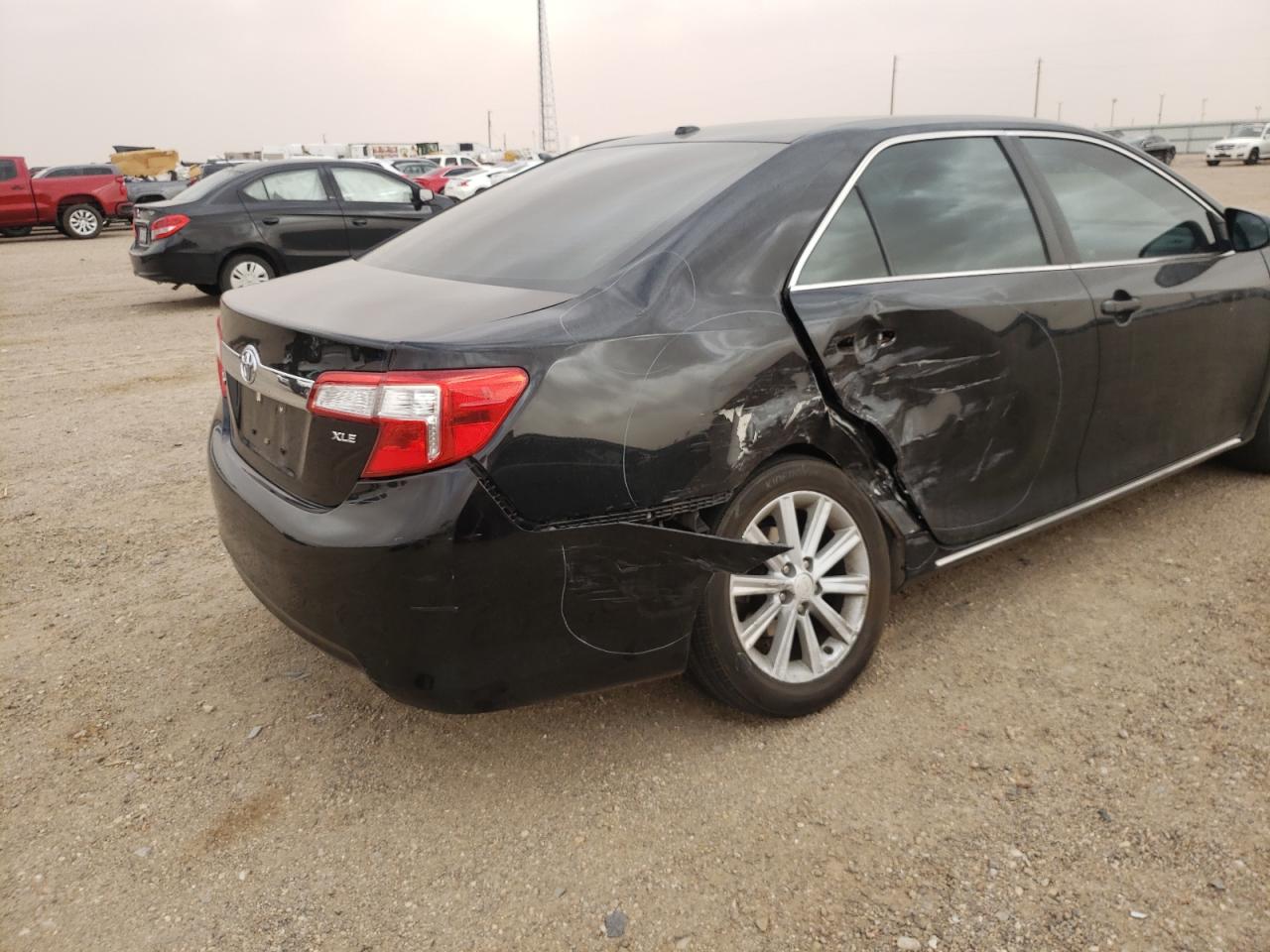 Photo 9 from auction – 2014 TOYOTA CAMRY L with VIN 4T4BF1FK1ER388685