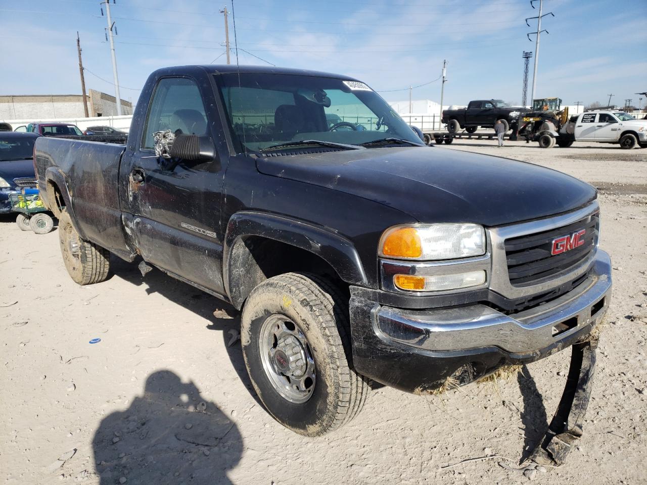 GMC SIERRA C25 2003 with VIN 1GTHC24UX3Z202833 - Photo from auction