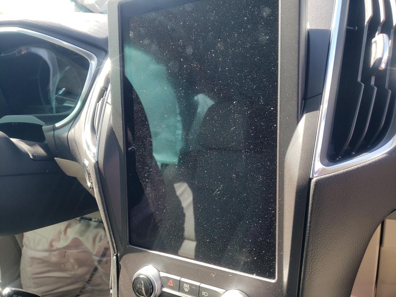 Photo 9 from auction – 2021 FORD EDGE TITAN with VIN 2FMPK4K92MBA17829