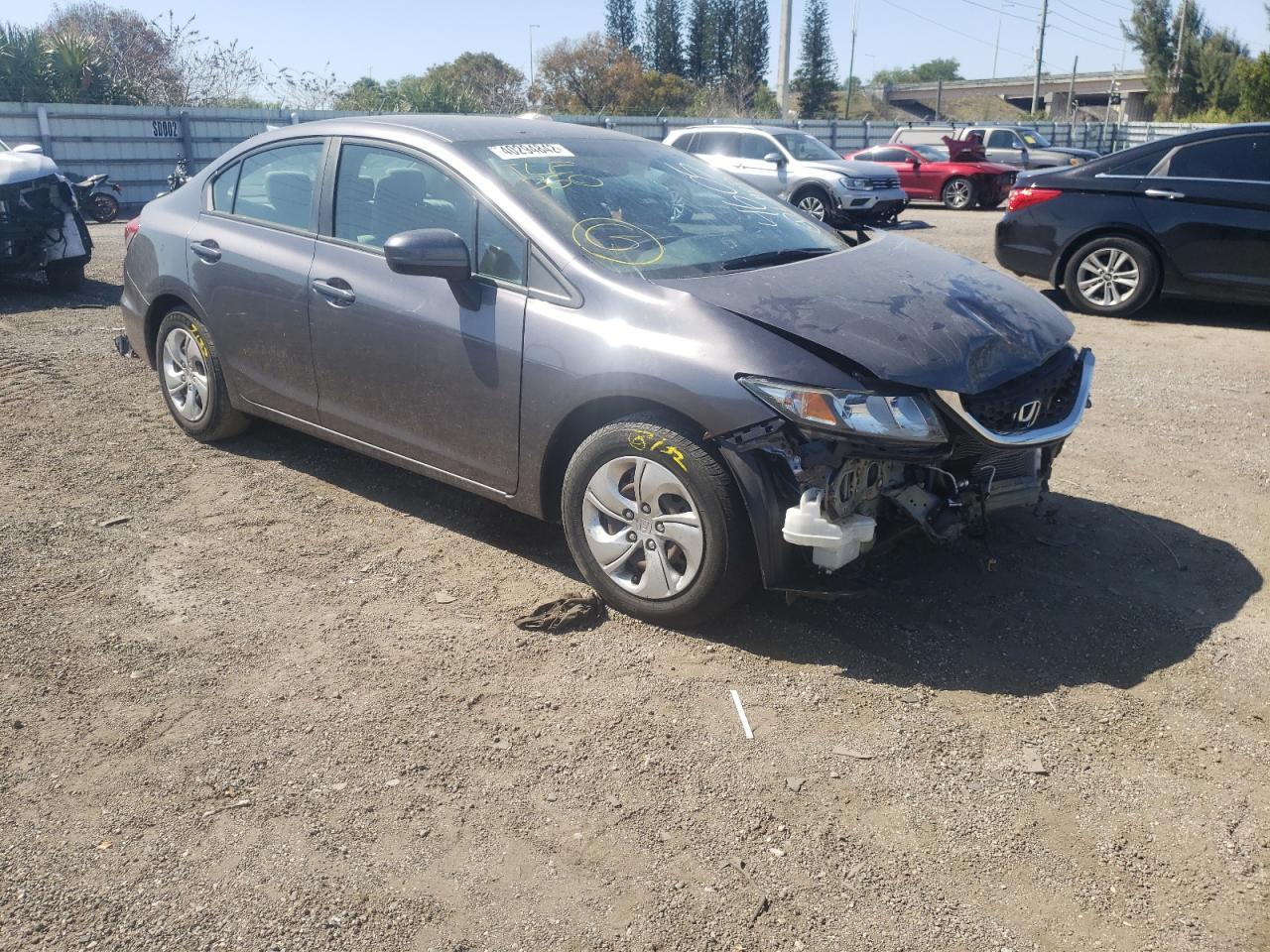 HONDA CIVIC LX 2014 with VIN 19XFB2F58EE044605 - Photo from auction