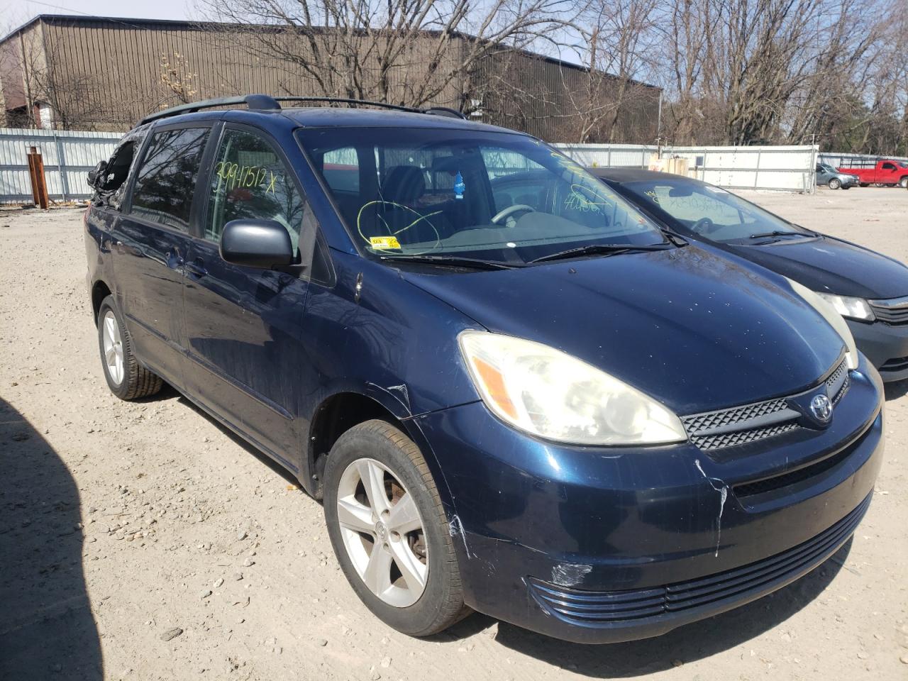 TOYOTA SIENNA CE 2004 with VIN 5TDZA23C94S109825 - Photo from auction