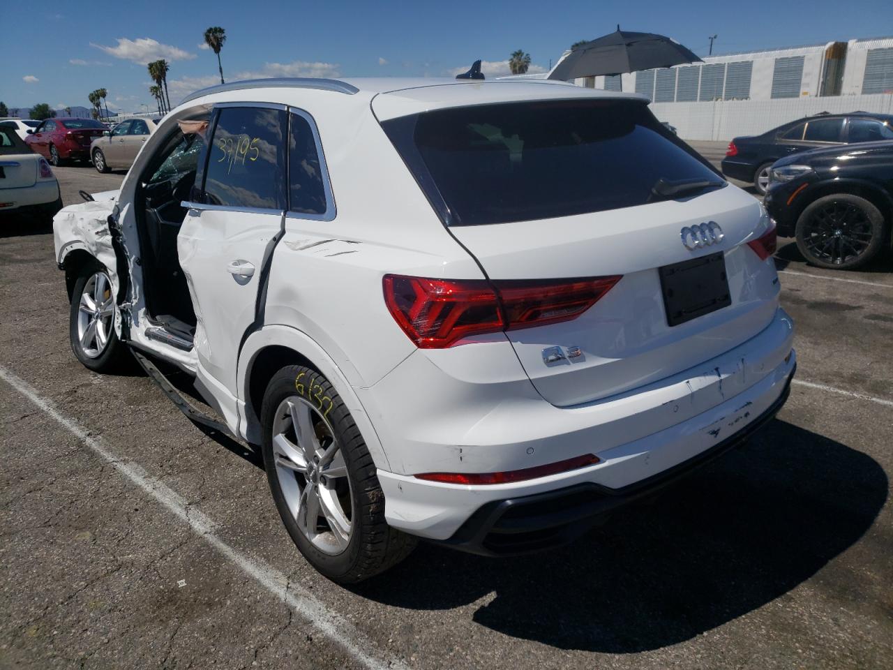 Photo 3 from auction – 2019 AUDI Q3 PREMIUM with VIN WA1EECF38K1071450