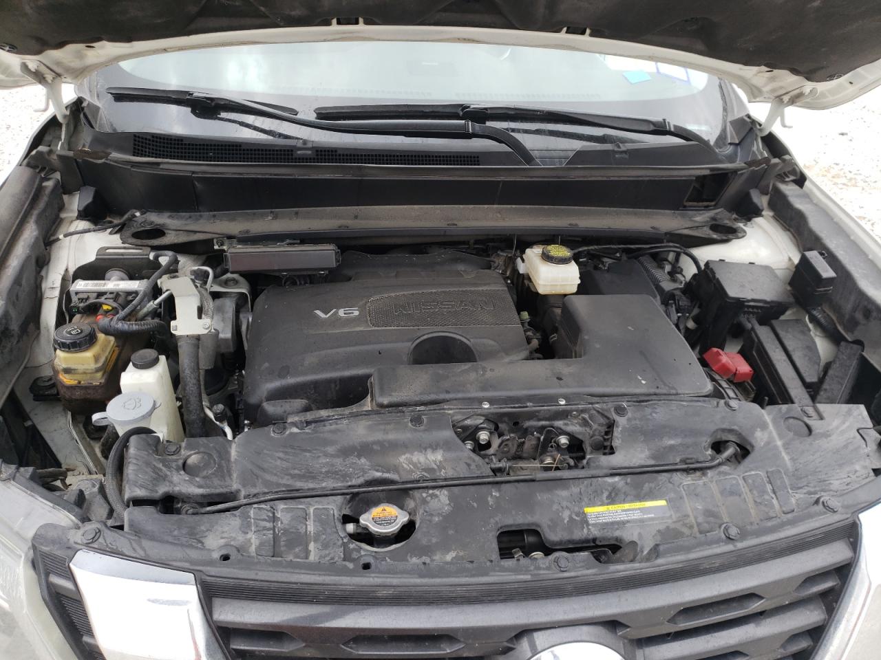 Photo 7 from auction – 2017 NISSAN PATHFINDER with VIN 5N1DR2MN5HC633477