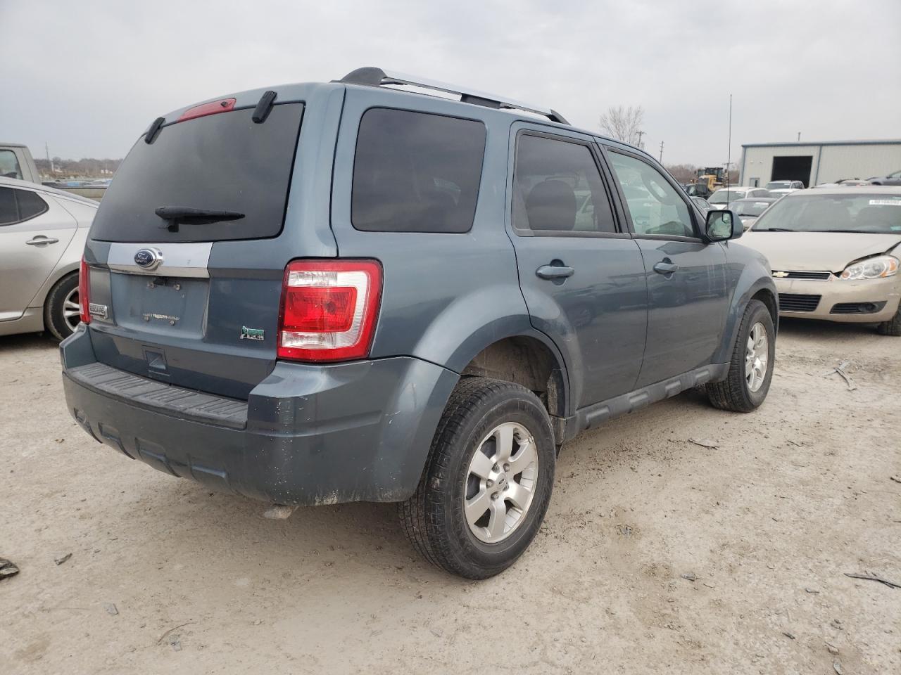 Photo 4 from auction – 2010 FORD ESCAPE LIM with VIN 1FMCU0EG5AKD11187