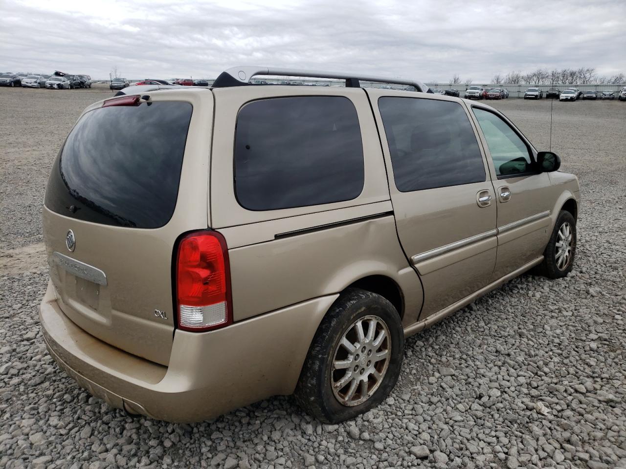 Photo 4 from auction – 2006 BUICK TERRAZA CX with VIN 5GADV33L66D226394