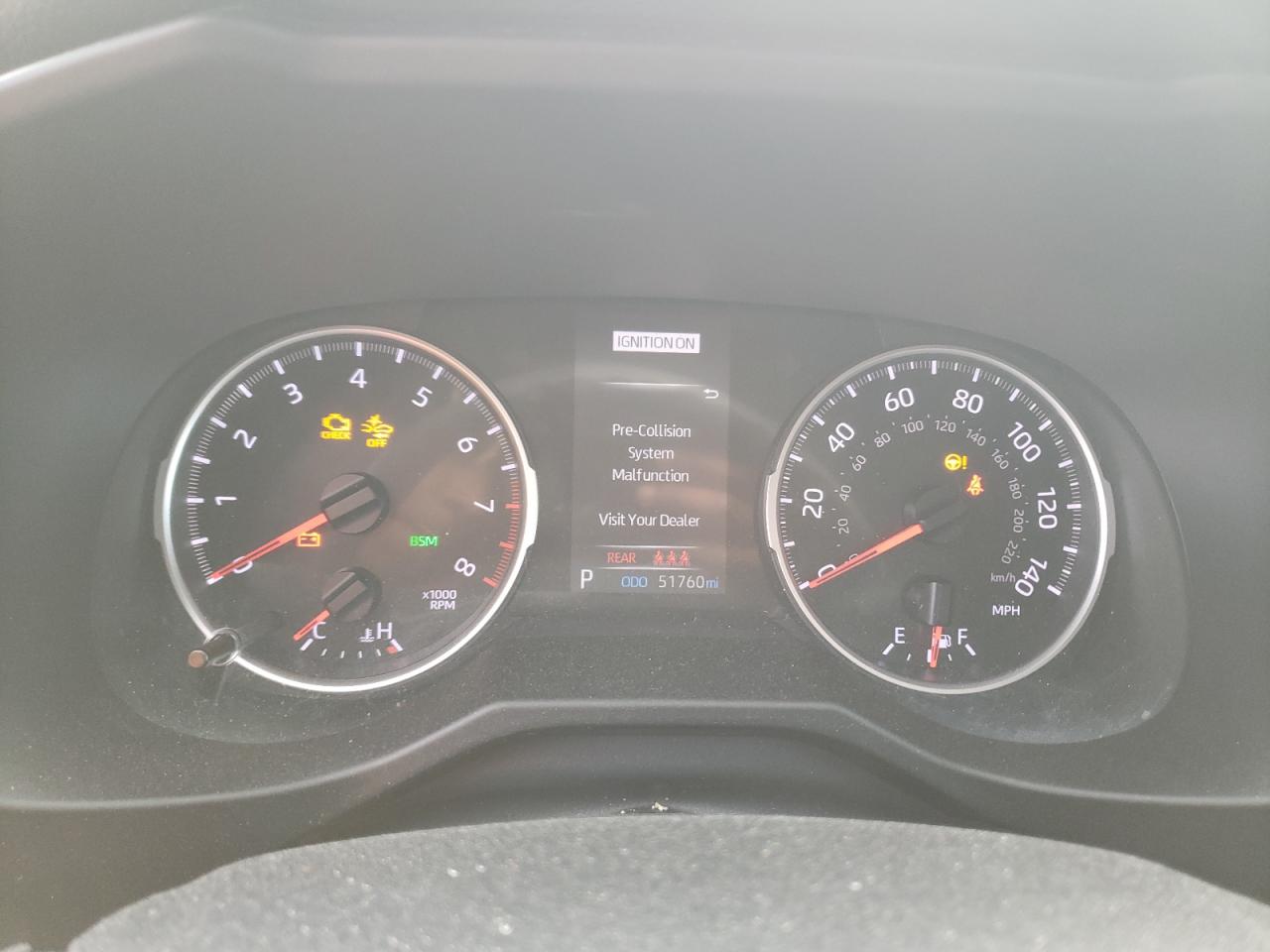 Photo 8 from auction – 2019 TOYOTA RAV4 XLE with VIN 2T3W1RFV5KC003300