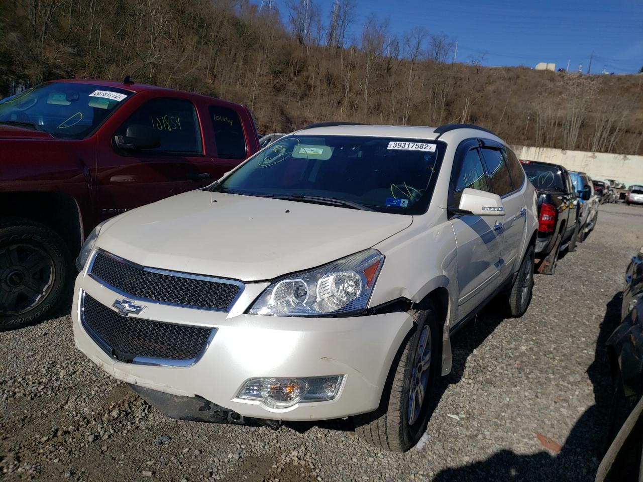 Photo 2 from auction – 2012 CHEVROLET TRAVERSE L with VIN 1GNKVGED6CJ329693