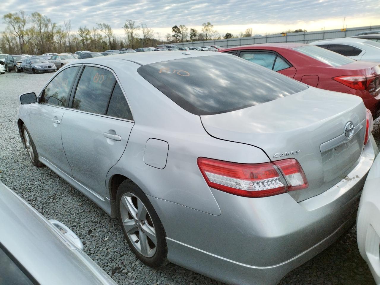 Zdjęcie 3 z aukcji – 2011 TOYOTA CAMRY BASE z VIN 4T1BF3EK9BU772569