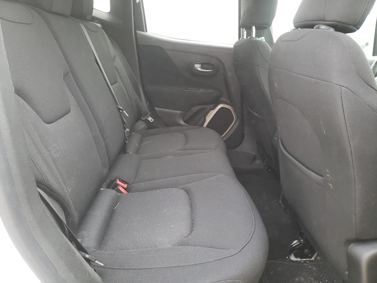 Photo 6 from auction – 2017 JEEP RENEGADE with VIN ZACCJBBB3HPF15021