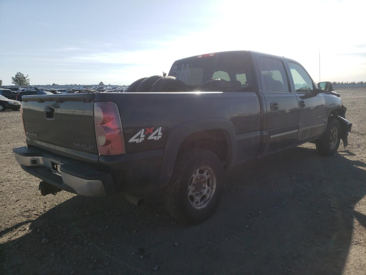 Photo 4 from auction – 2003 CHEVROLET SILVERADO with VIN 1GCGK13U33F125203
