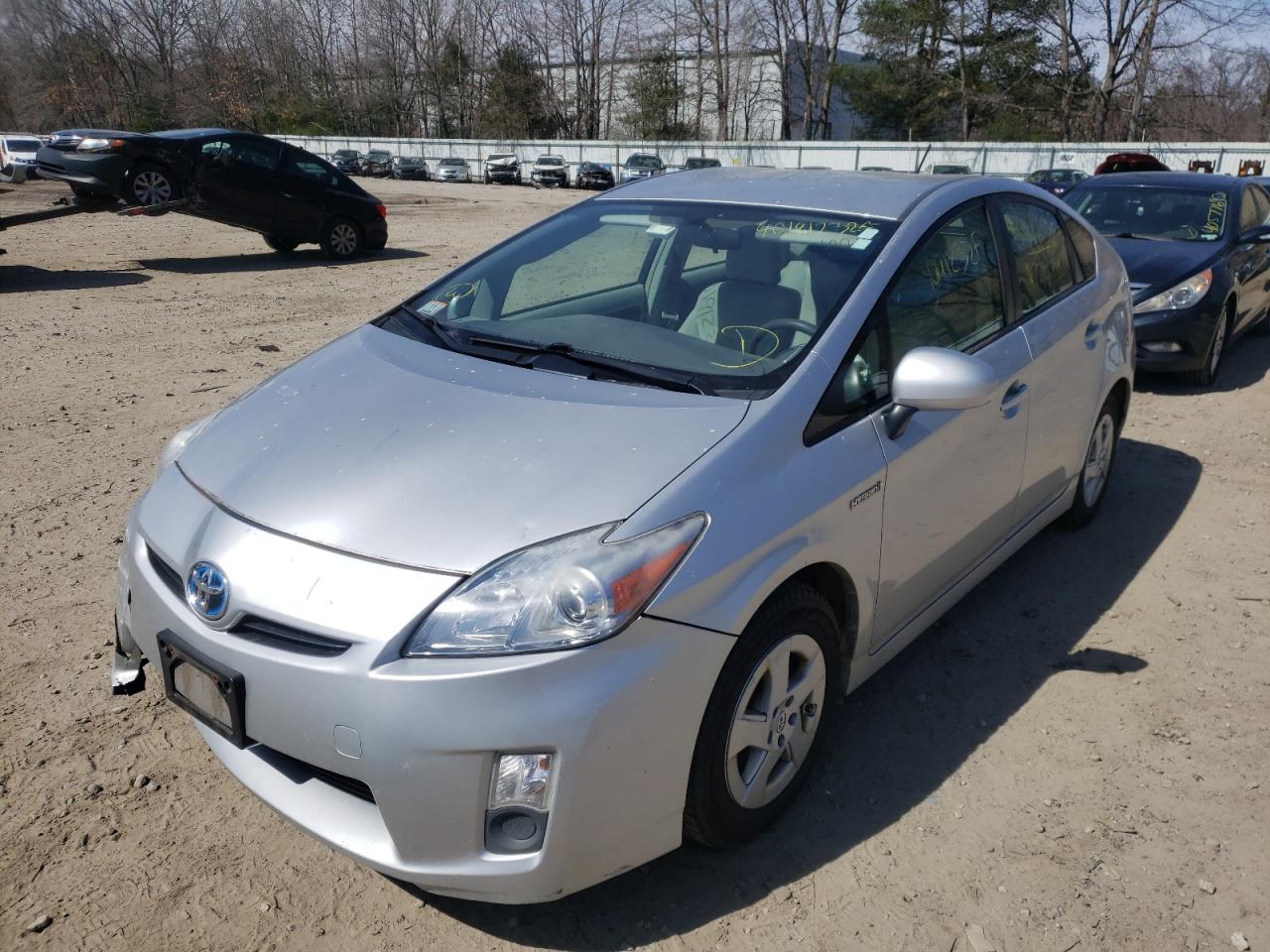 Photo 2 from auction – 2011 TOYOTA PRIUS with VIN JTDKN3DU7B5372692