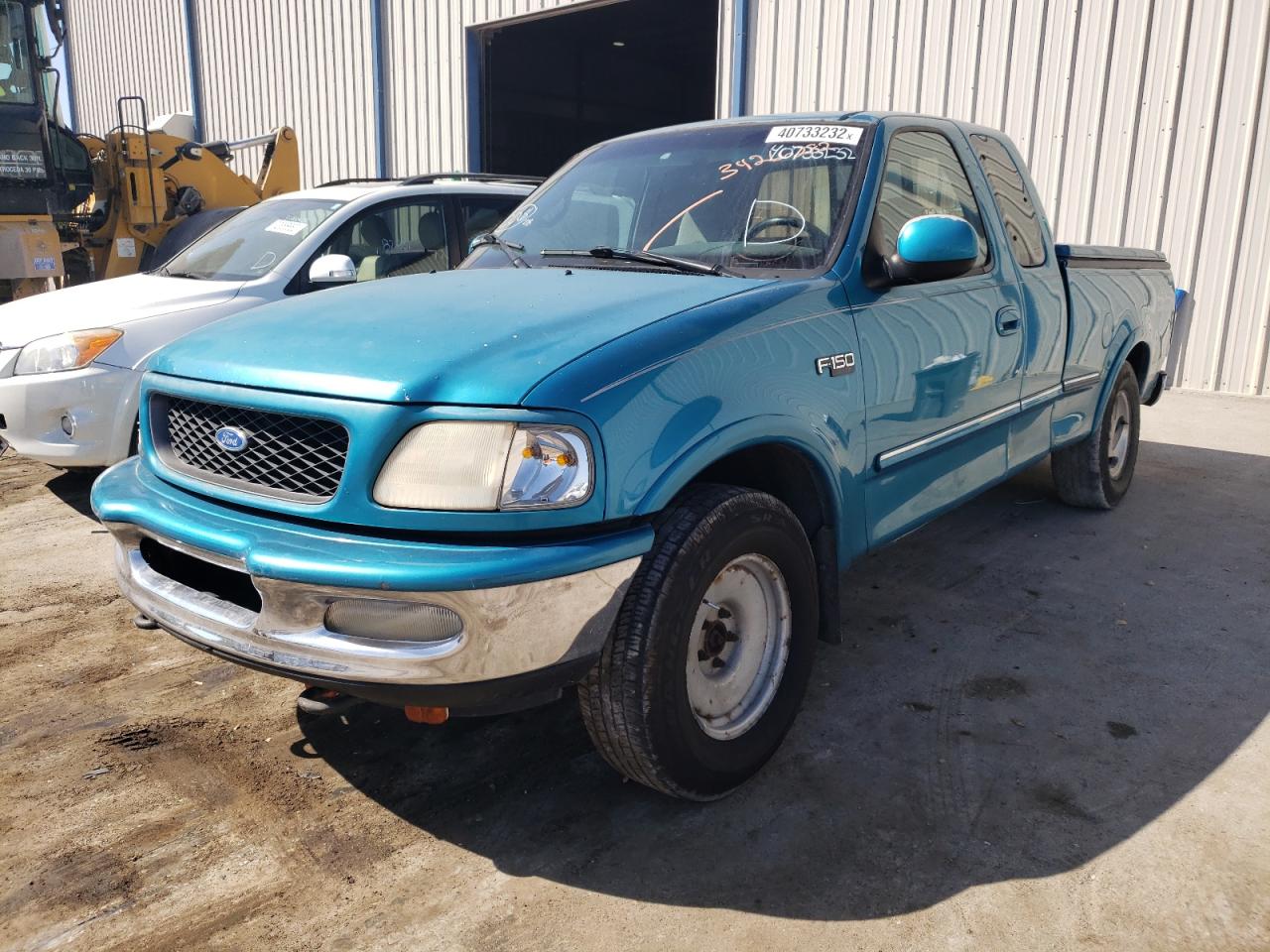 Photo 2 from auction – 1997 FORD F150 with VIN 1FTDX18W0VKD74261