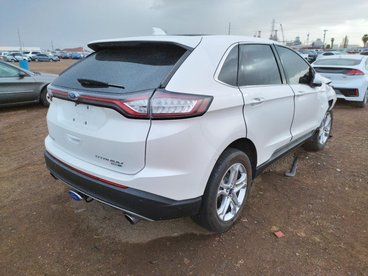 Photo 4 from auction – 2017 FORD EDGE TITAN with VIN 2FMPK4K90HBC31501