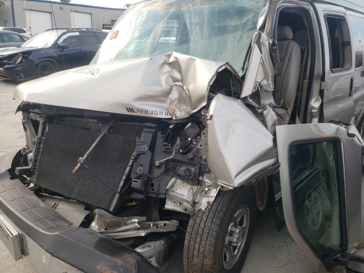 Photo 9 from auction – 2004 CHEVROLET EXPRESS G1 with VIN 1GBFG15T541178022