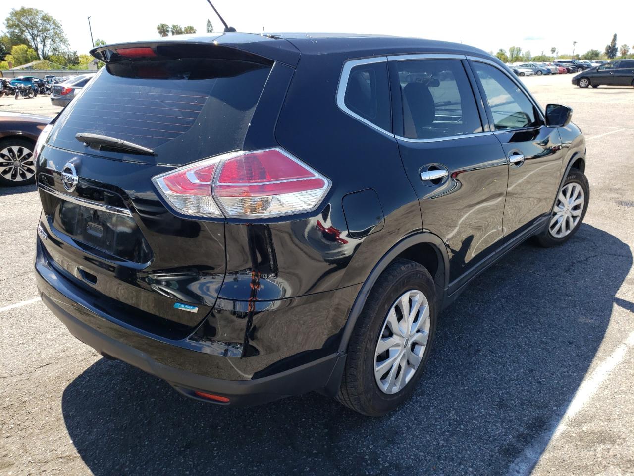 Zdjęcie 4 z aukcji – 2014 NISSAN ROGUE S z VIN 5N1AT2MT2EC755325