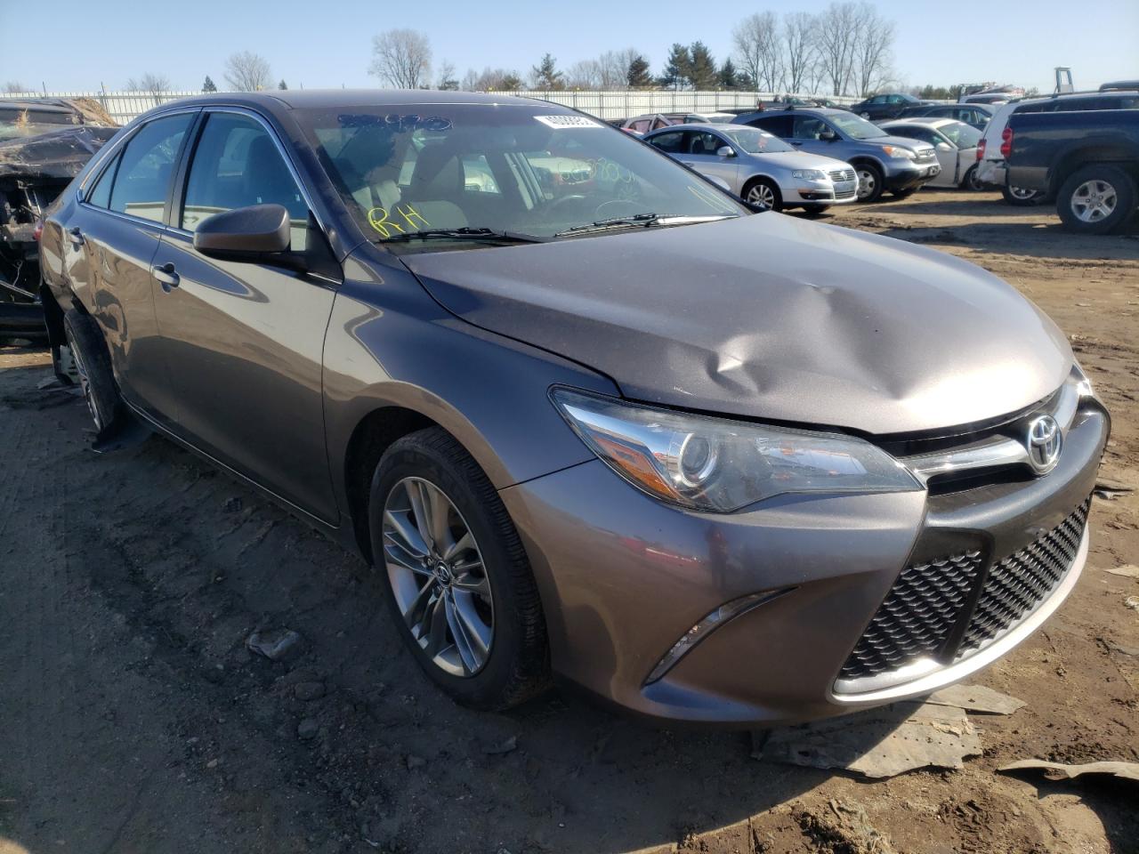 TOYOTA CAMRY LE 2016 with VIN 4T1BF1FK4GU182970 - Photo from auction