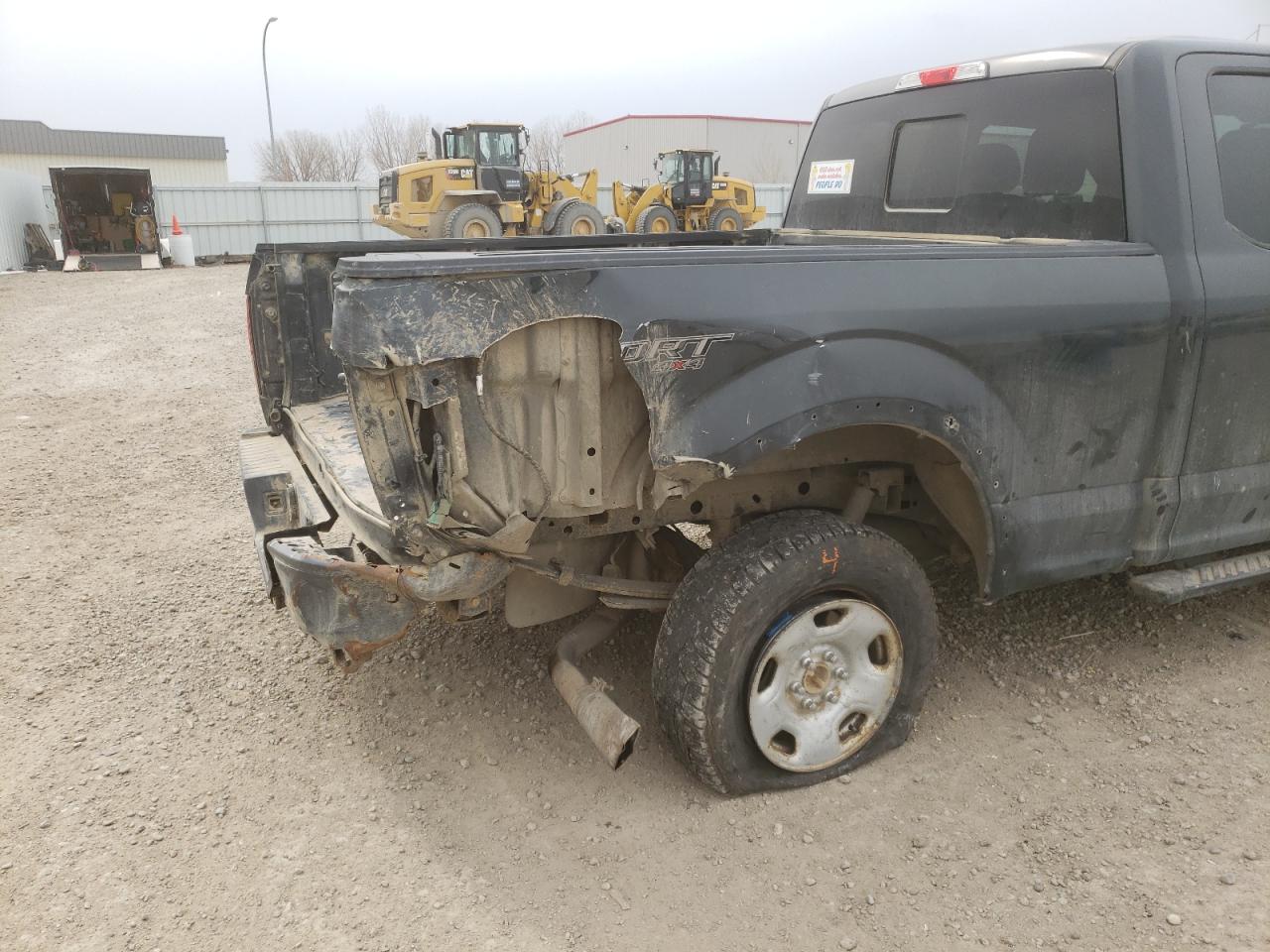 Photo 9 from auction – 2016 FORD F150 SUPER with VIN 1FTFX1EF9GFB44081