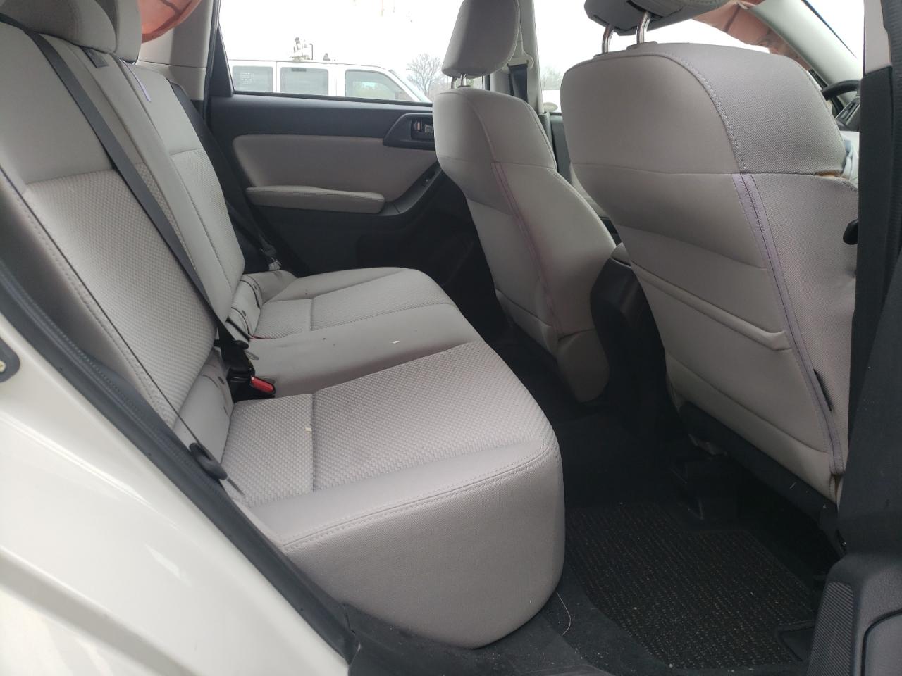 Photo 6 from auction – 2016 SUBARU FORESTER 2 with VIN JF2SJAAC5GH516226