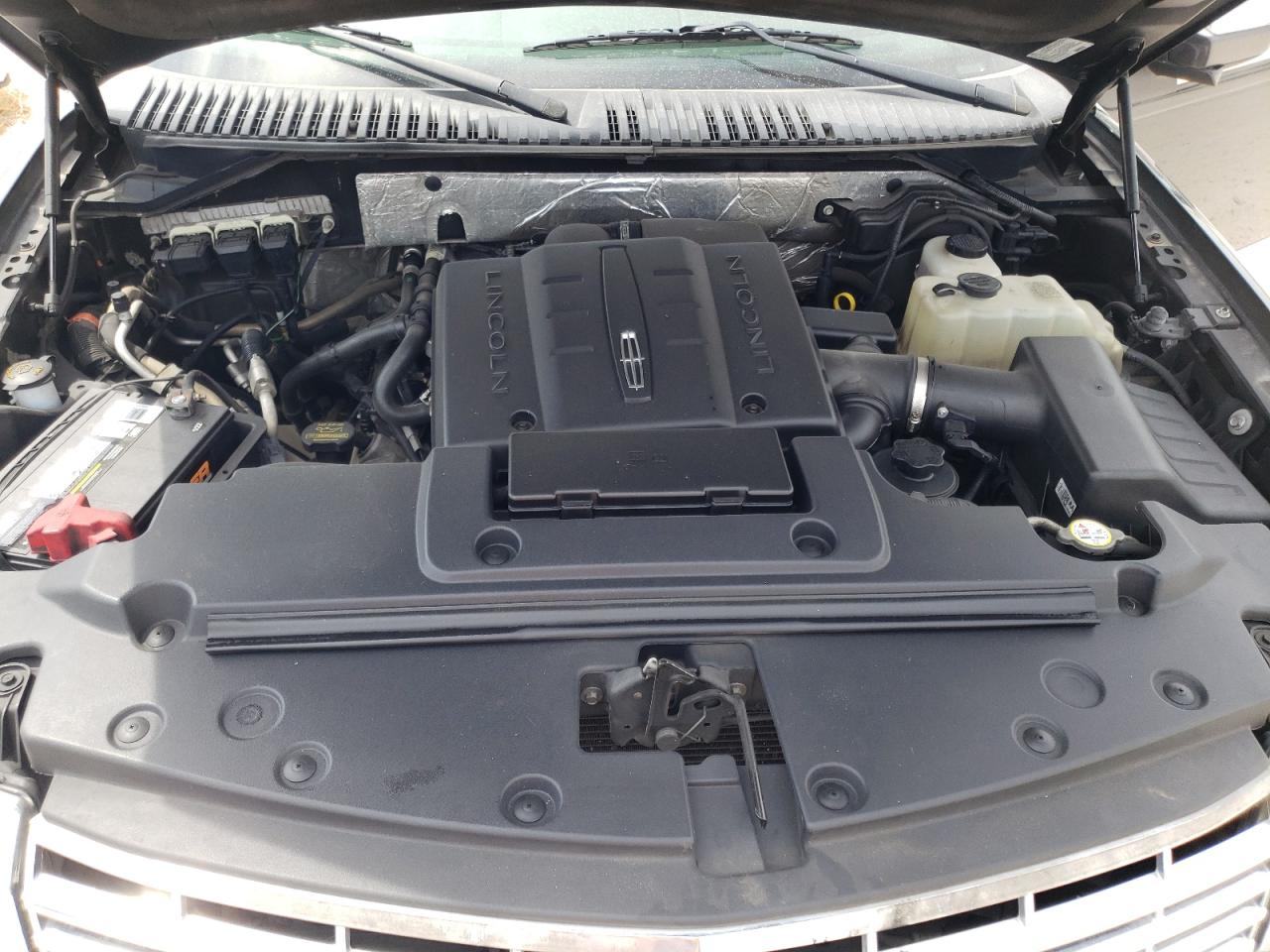 Photo 7 from auction – 2013 LINCOLN NAVIGATOR with VIN 5LMJJ2J5XDEL03375