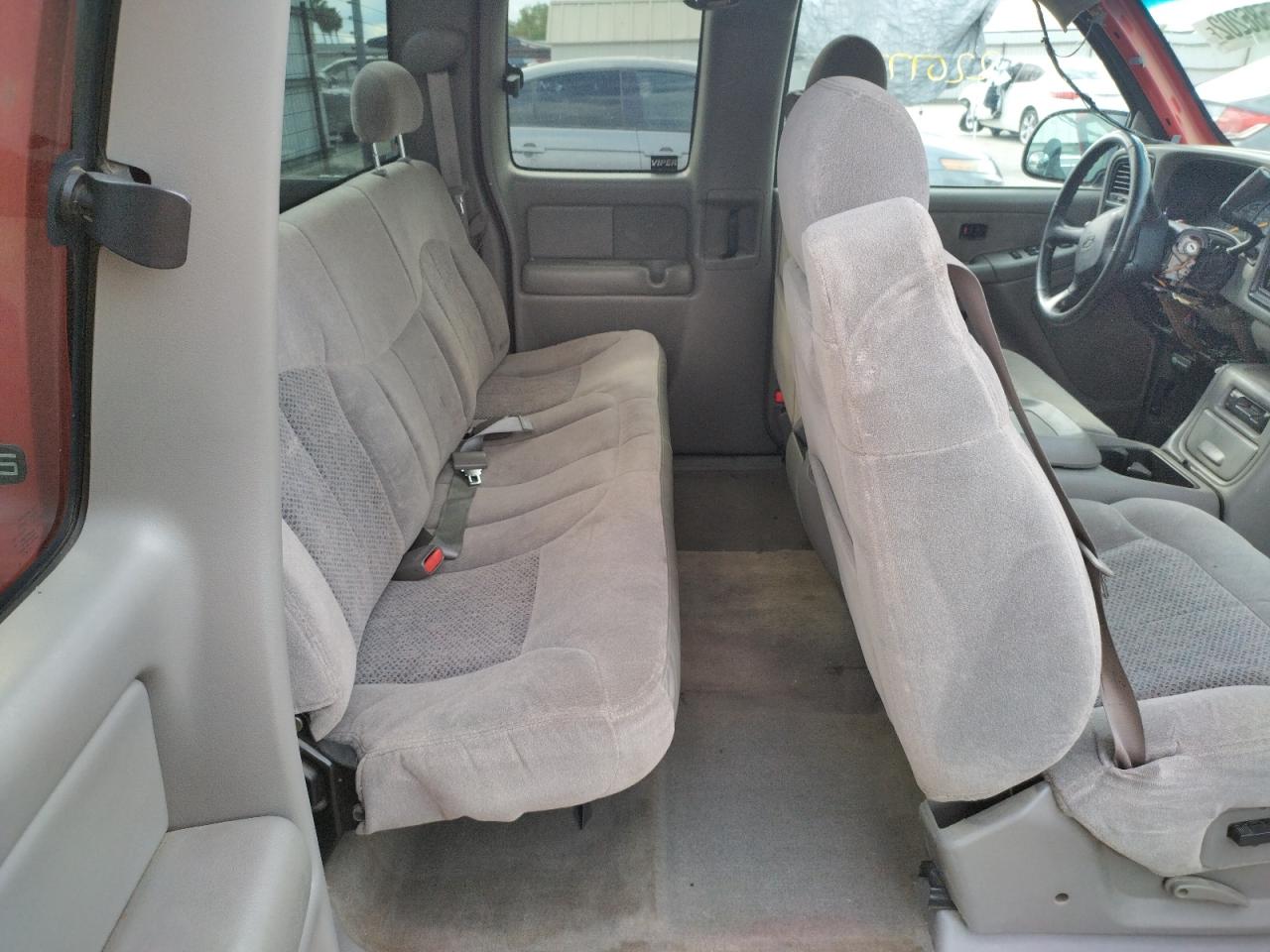 Zdjęcie 6 z aukcji – 2000 CHEVROLET SILVERADO z VIN 1GCEK19T4YE377612