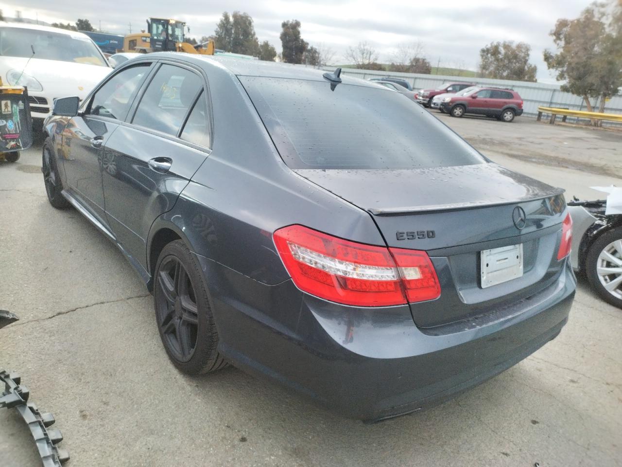 Photo 3 from auction – 2011 MERCEDES-BENZ E 550 with VIN WDDHF7CB0BA282747