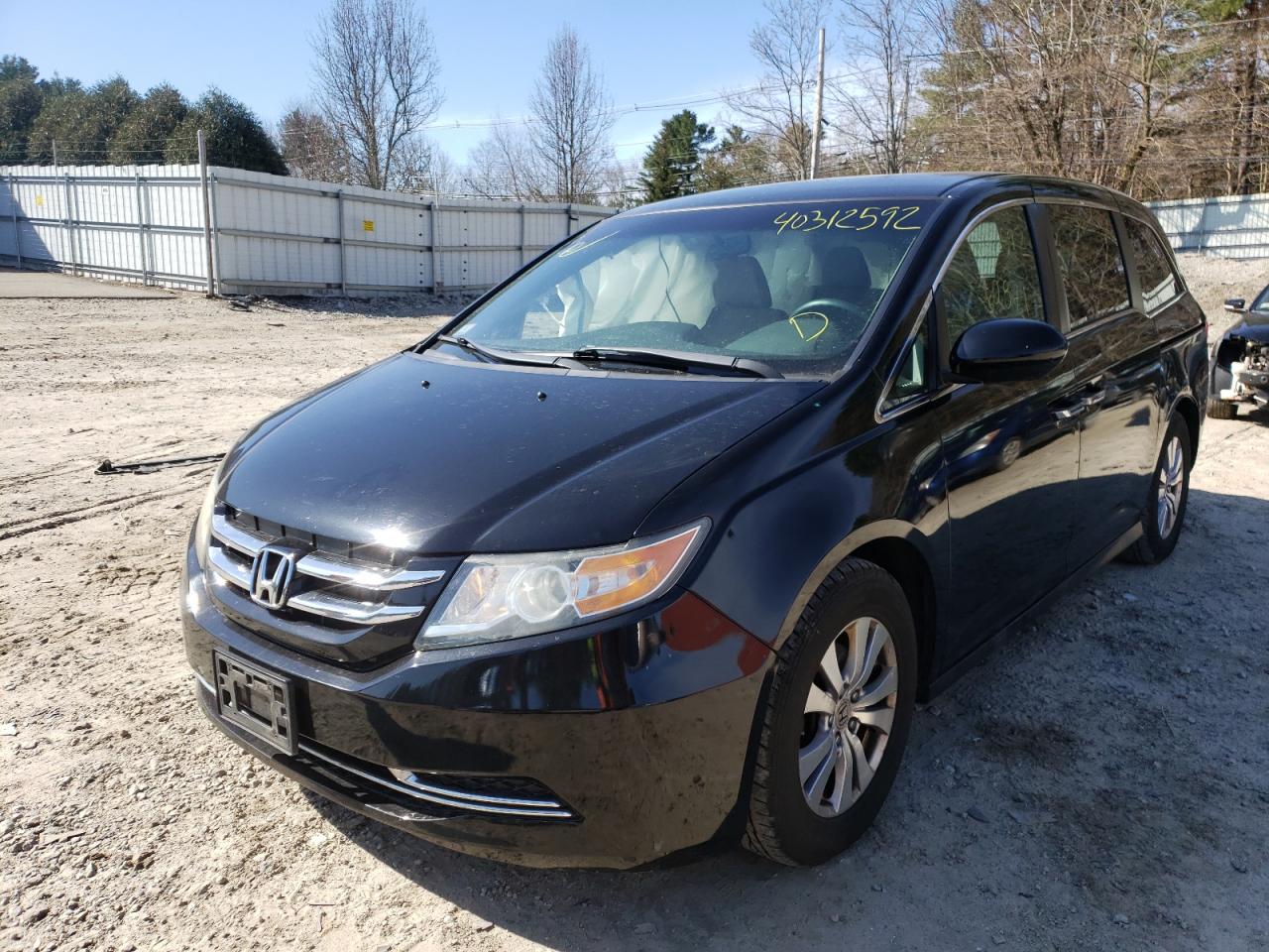 Photo 2 from auction – 2014 HONDA ODYSSEY EX with VIN 5FNRL5H42EB050765