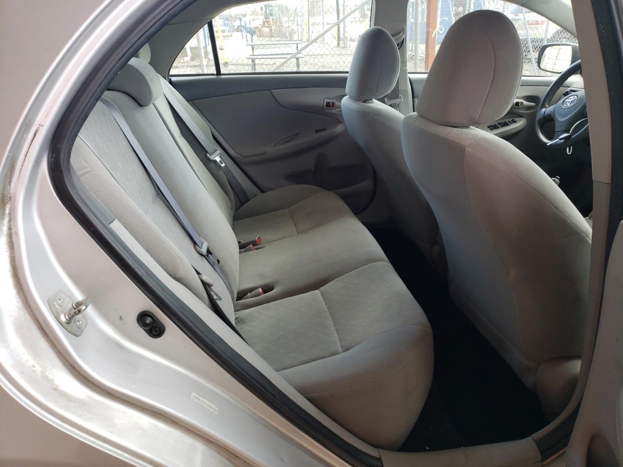 Photo 6 from auction – 2009 TOYOTA COROLLA L with VIN 1NXBU40E79Z142279