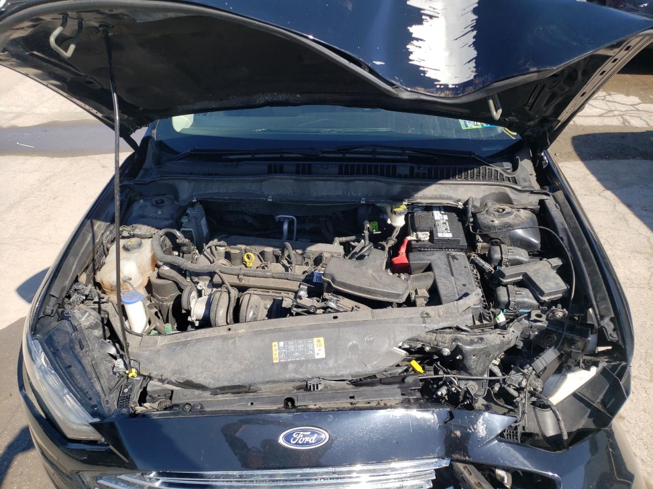 Photo 7 from auction – 2017 FORD FUSION SE with VIN 3FA6P0H75HR403965