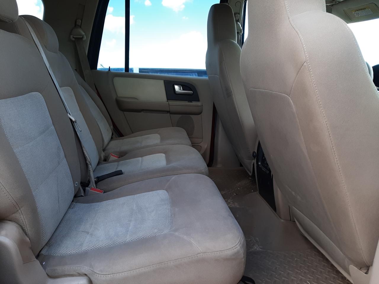 Photo 6 from auction – 2003 FORD EXPEDITION with VIN 1FMFU16L33LB11937