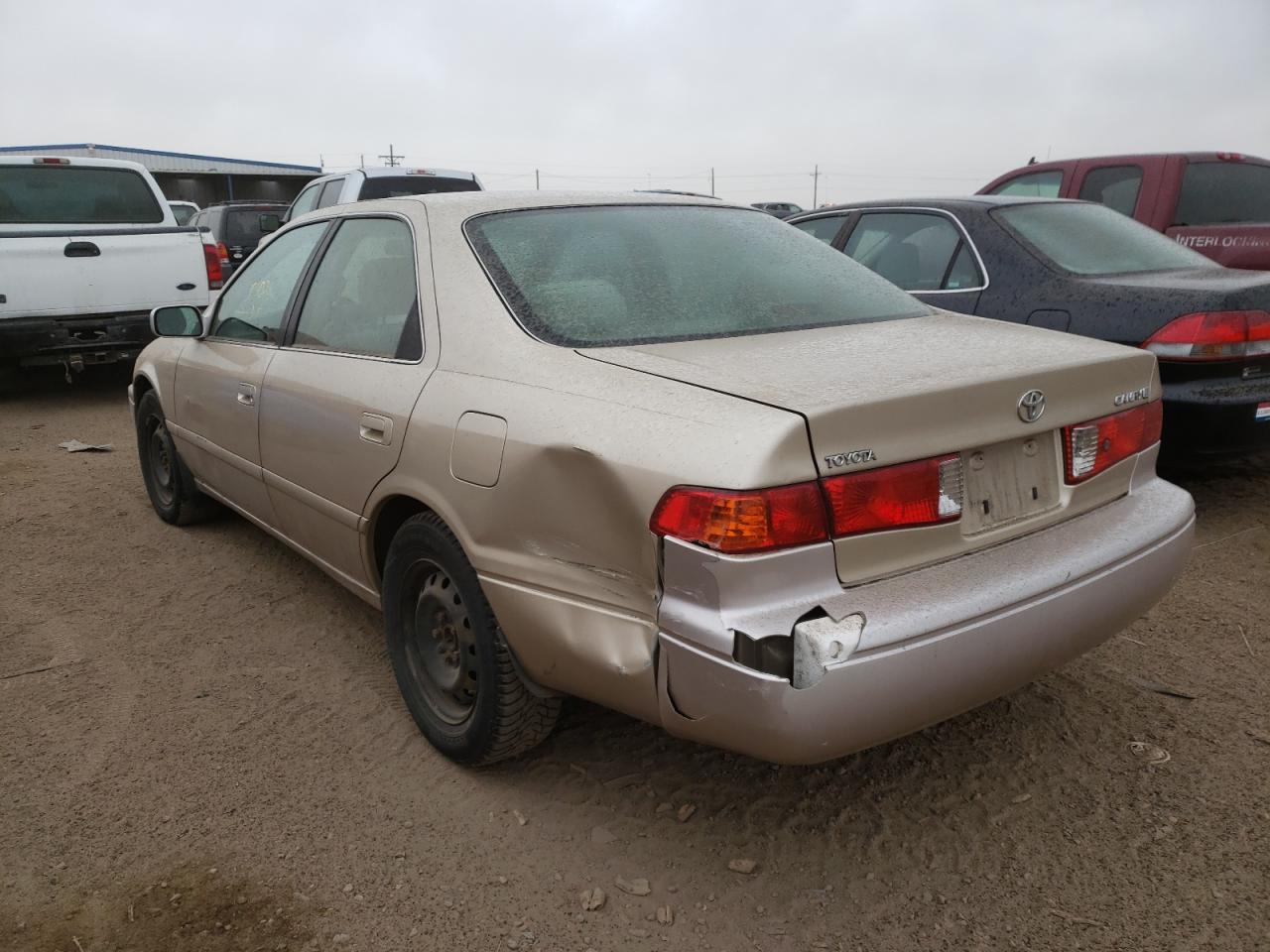 Photo 3 from auction – 2000 TOYOTA CAMRY CE with VIN JT2BG22K5Y0403815