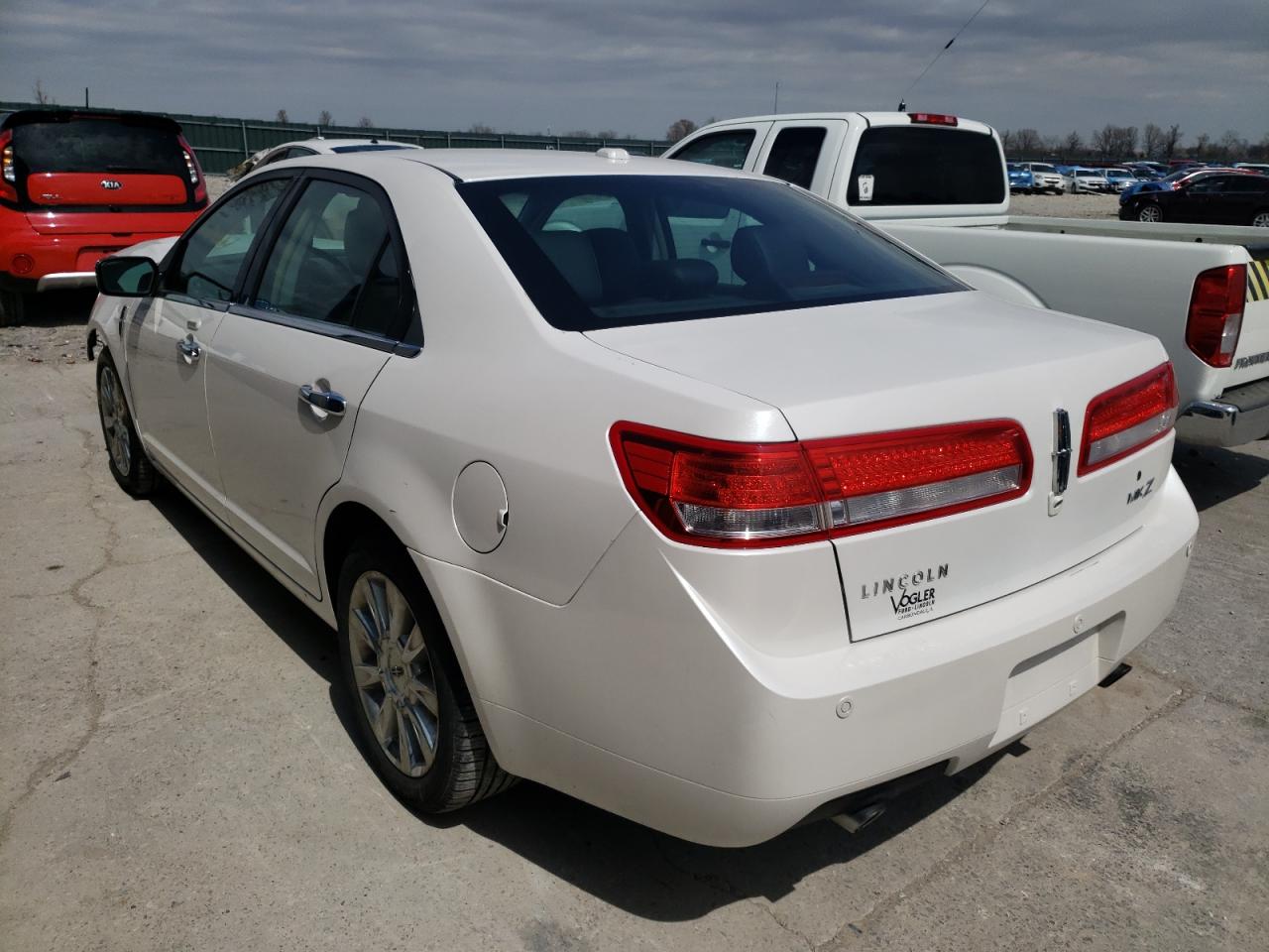 Photo 3 from auction – 2011 LINCOLN MKZ with VIN 3LNHL2GCXBR758741