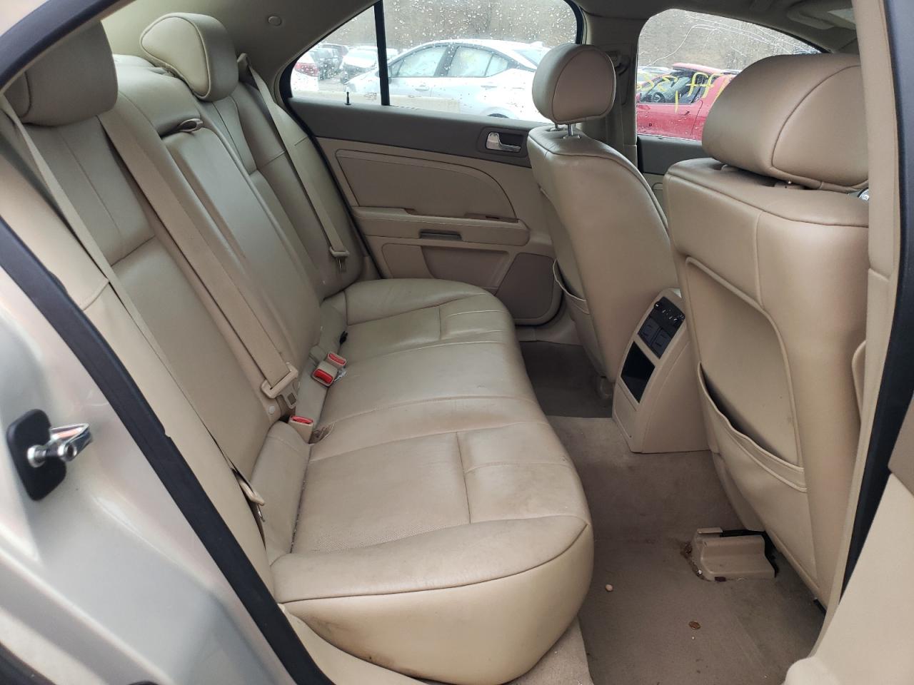 Photo 6 from auction – 2009 CADILLAC STS with VIN 1G6DA67V490136277